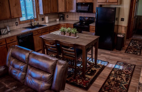 Ashton Cabin | Cordingley's Cozy Cabin in Ashton
