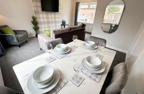 Billingham House | Corfe House by Blue Skies Stays