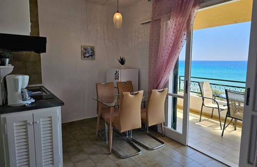 Parelia Apartment | Corfu Glyfada Menigos Resort 2-5
