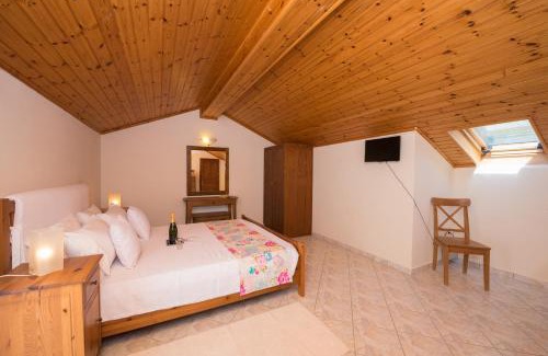 Parelia Villa | Corfu Villa Kokkini with swimming pool