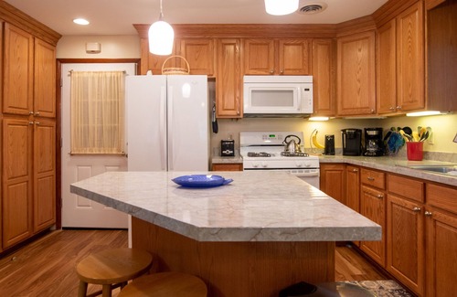 Seneca Falls House | Cork's Landing: A Cayuga Lake Wine Trail Home