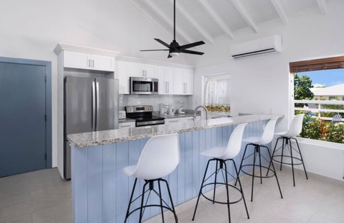 Cockburn Town House | CorkTree Villa: 2 BDR
