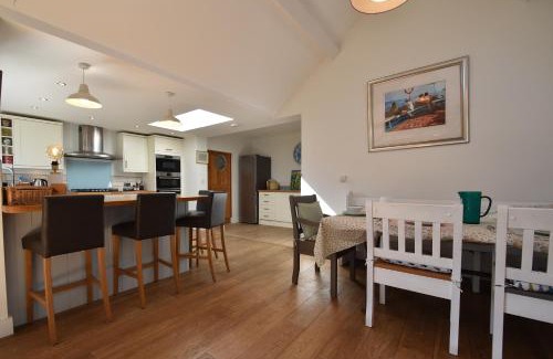 Camber House | Corkwood - Coastal Retreat