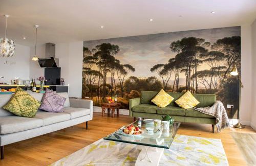 Portwrinkle House | Cormorant