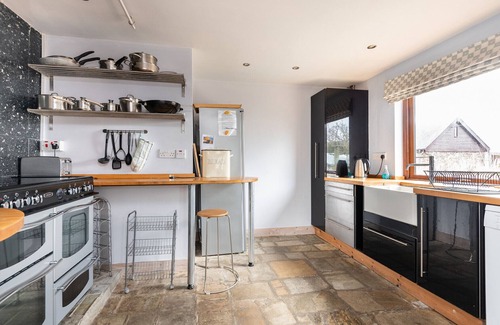 Polruan Cottage | Cormorants Polruan, village, sea & coastline views