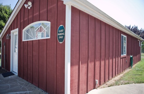 Spotsylvania Cottage | Corn Crib - Stevenson Ridge