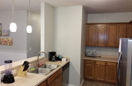 Cornelius Condo | Cornelius Condo, centrally located