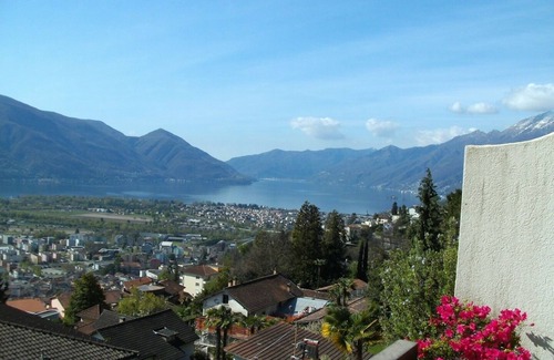Orselina Apartment | Corner apartment on the 3rd floor for 1-3 persons.