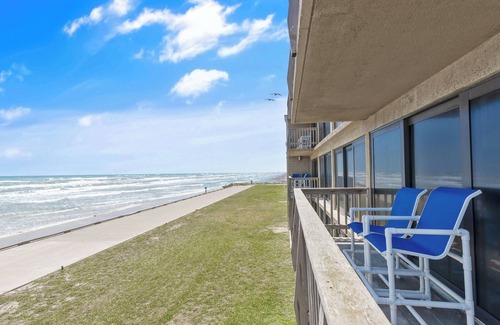 Corpus Christi Condo | Corner Beachfront Condo: Stunning 270° Views. Can't Get Any Closer to the Beach.