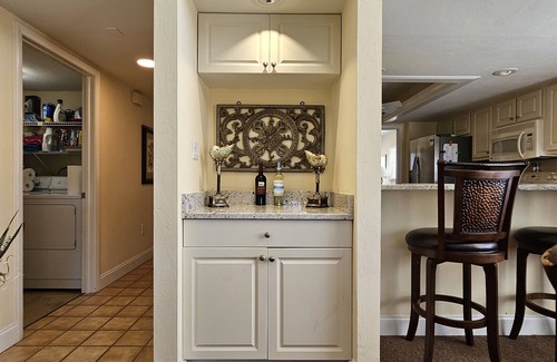Biggar Condo | Corner condo with golf course views in The Forest