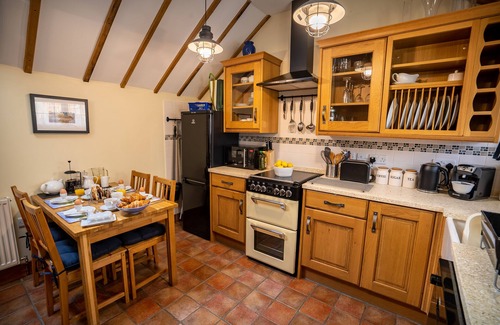 Saxmundham Cottage | Corner Cottage - 4* Rated single-storey Town Cottage close to the Heritage Coast