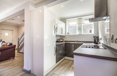 Bakewell Cottage | Corner Cottage