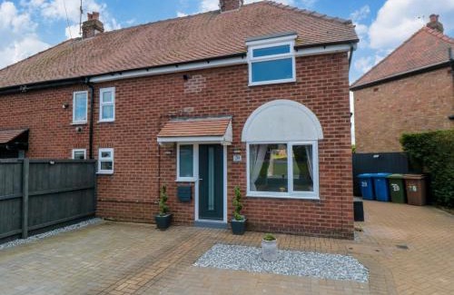 Bridlington House | Corner Cottage