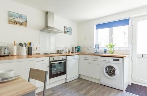 Mevagissey Cottage | Corner Cottage Mevagissey, Ideal location for families & couples, village centre
