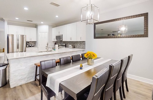 Doctors Inlet House | Corner-lot home with fenced yard, game room, screened lanai, & golf