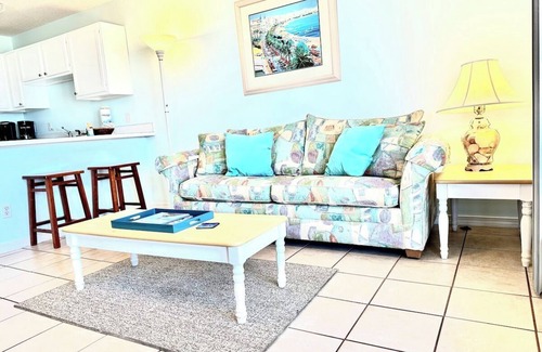 Crystal Beach Condo | Corner of Paradise-Heated Pool-Beach View