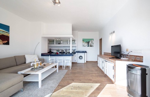 La Asomada Apartment | CORNER OF THE OCEAN. POOL-JACUZZI-CLIMATIZED SPA. SEA VIEWS-WIFI- SATELLITE TV