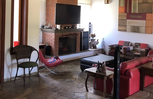 Pardinho Cottage | Corner of the Wise