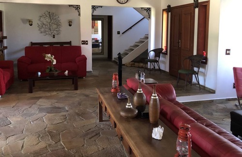 Pardinho Cottage | Corner of the Wise