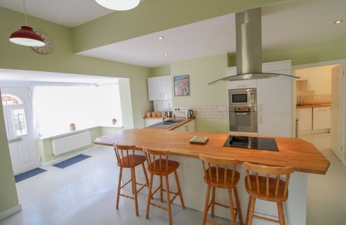 Silloth Cottage | Corner Stone Cottage Silloth - sleeps 6 guests in 3 bedrooms