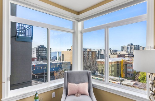 Belltown Apartment | Corner Unit in the Middle of It All