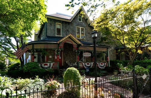 Powelton Village Bed & Breakfast | Cornerstone Bed & Breakfast