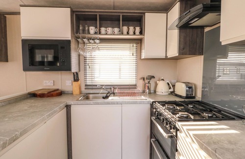 Dinas Cottage | Cornerstone