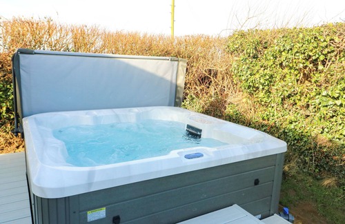 Dinas Cottage | Cornerstone