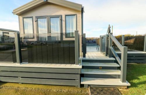 Dinas House | Cornerstone