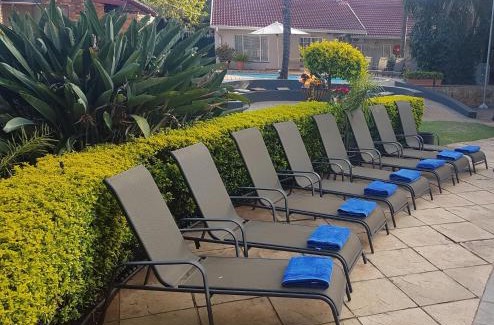 Lynnwood Ridge House | Cornerstone Guest Lodge