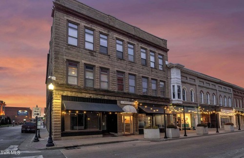 Bristol Apartment | Cornerstone Loft in Downtown Bristol