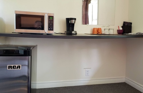Petit-Etang Hotel | Cornerstone Motel