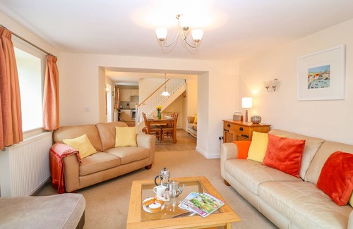 St. Columb Major Cottage | CORNFLOWER COTTAGE, family friendly in St Columb Major