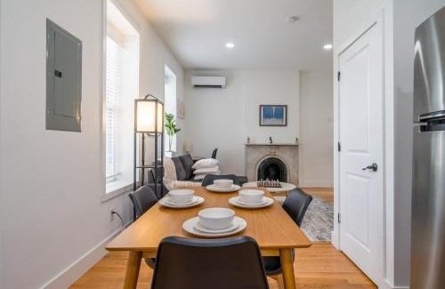 Corn Hill Apartment | Cornhill 2bdrm-highfallequippedkitchenwi-fi