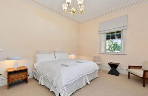 Merrijig House | Cornhill - Merrijig - Sleeps 12
