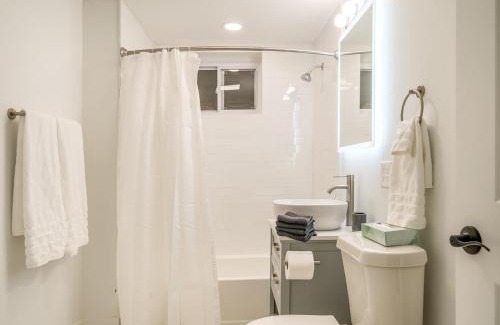 Corn Hill House | Cornhill1bed,cozy,wifiequipkitchentvhighfalls