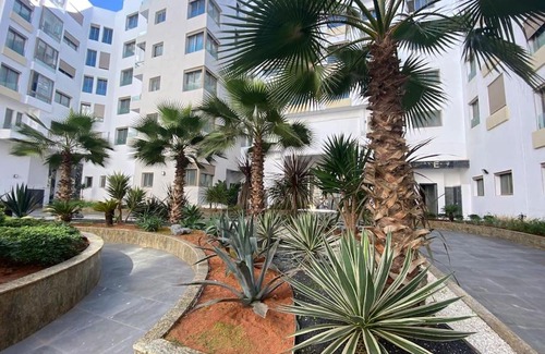 Casablanca Apartment | Corniche Casablanca - Red’s Neuf