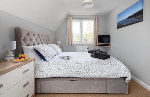 Saint Breward Cabin | Cornish Holiday - 100 Hengar Manor
