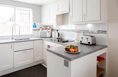 Saint Breward Cabin | Cornish Holiday - 100 Hengar Manor