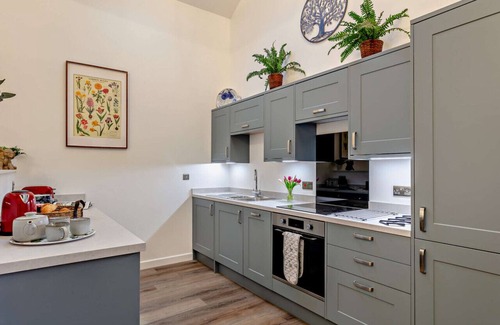 Kenn House | Cornmill - Orange Elephant