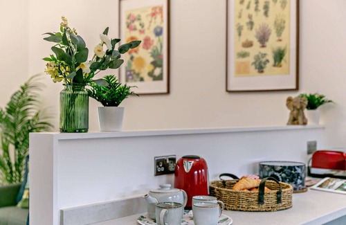 Kenn House | Cornmill - Orange Elephant