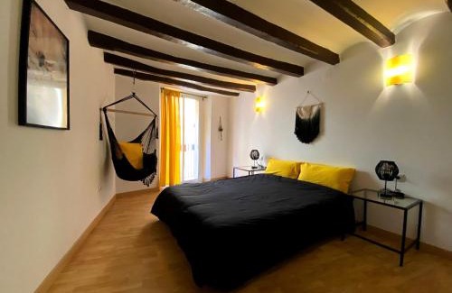 Cornudella de Montsant Apartment | Cornu Karma Apartment El Pati