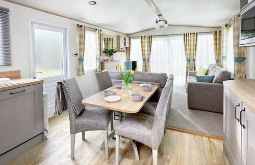 Truro Apartment | Cornwall Holiday Cabin with Hot tub & Sea view