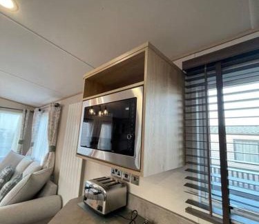 Truro Apartment | Cornwall Holiday Cabin with Hot tub & Sea view