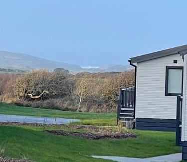 Truro Apartment | Cornwall Holiday Cabin with Hot tub & Sea view