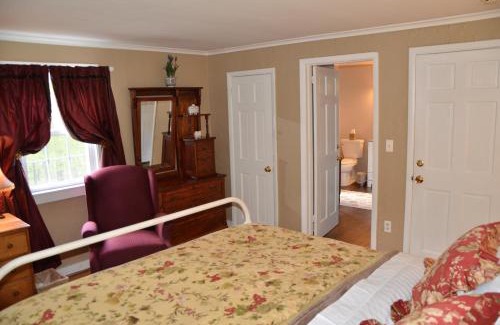 Cornwall Bridge Hotel | Cornwall Inn