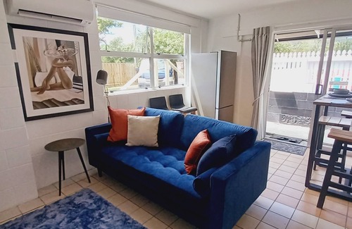 Coromandel Cottage | Coromandel Town Harbourside 29B ~ Boat Parking ~ Central Location