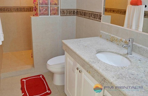 Las Conchas Apartment | Corona del Sol 1604