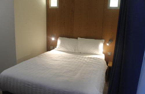 Rotherham Hotel | Corona Hotel Rotherham Sheffield Meadowhall