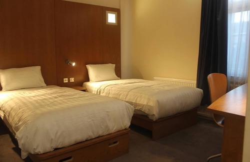 Rotherham Hotel | Corona Hotel Sheffield Meadowhall